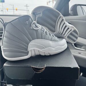 Air Jordan 12 Retro "Stealth" sneakers